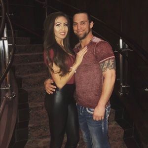 Meet your Posher, Mallory